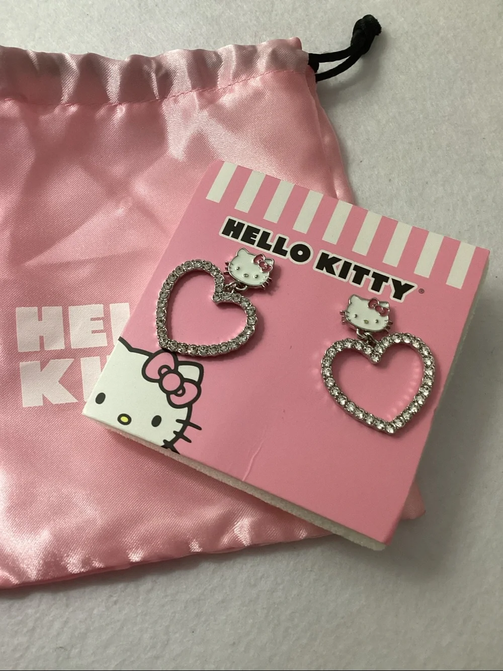 Hello Kitty sparkling rhinestone